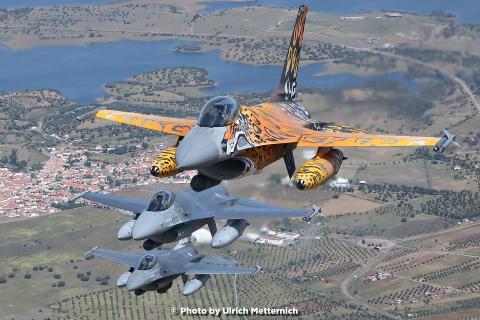 Staggered formation of Portuguese F-16's from Esquadro 301 (Photo by Ulrich Metternich / NTA)