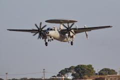 E-2C Hawkeye from Flotille 4 Aeronavale on landing.